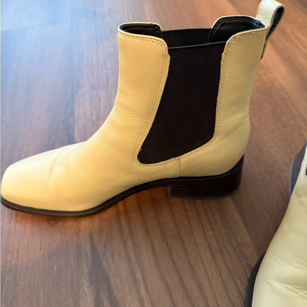 Sam Edelman Tan Ankle Boots